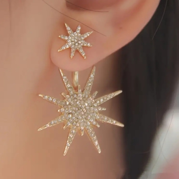 Delicate Sparkling Star Stud Fashion Earrings - Picture 5 of 5